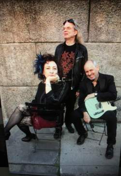 08/09/2019 : ALEXA HUNTER(DISTURBED FURNITURE) - 'Love or hate us, we are gonna kick out the jams while we still can!'