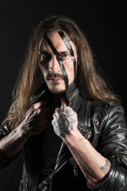 16/09/2015 : CASABLANCA - We do not completely fit in the prog metalrockscene, we 're sounding too much like a popband