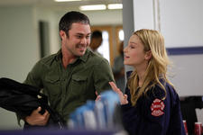 30/11/2014 : - Chicago Fire Season 2 30/11/2014 : - Chicago Fire Season 2