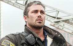 30/11/2014 : - Chicago Fire Season 2 30/11/2014 : - Chicago Fire Season 2