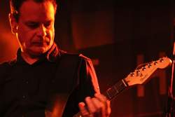 30/04/2020 : DAVID GEDGE (THE WEDDING PRESENT) - 'I do like to make the song as personal as possible!'