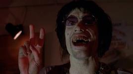 28/11/2013 : TOBE HOOPER - Texas Chainsaw Massacre 2 28/11/2013 : TOBE HOOPER - Texas Chainsaw Massacre 2