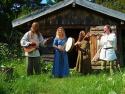 26/03/2015 : GNY - We bring old Nordic folk songs with pagan origin back to life!