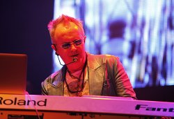 18/01/2012 : HOWARD JONES - Live shows are the future of music because you can't digitize a live performance... yet.