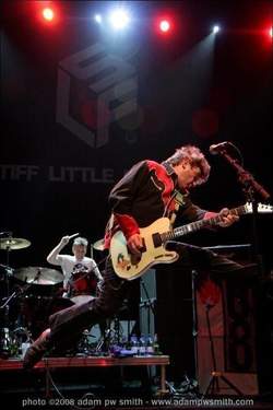 JAKE BURNS (STIFF LITTLE FINGERS)