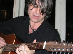 23/06/2011 : CHAMELEONS VOX - MARK BURGESS | We had more in common with The Fall than we ever did with the likes of U2, The Bunnymen, or the Psychedelic Furs.