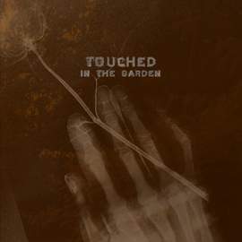 16/08/2015 : ROSSETTI’S COMPASS & SUDETEN CRECHE - Touched in the Garden