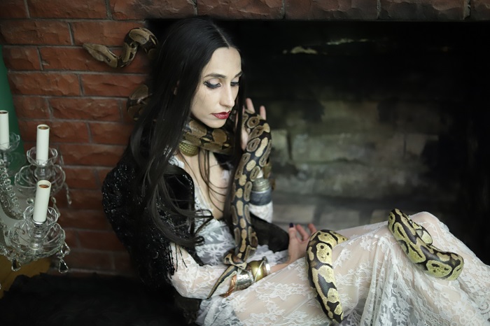 NEWS BESTIAL MOUTHS Rips & Re-Stitches With New Remix LP, 'BACKBONE'