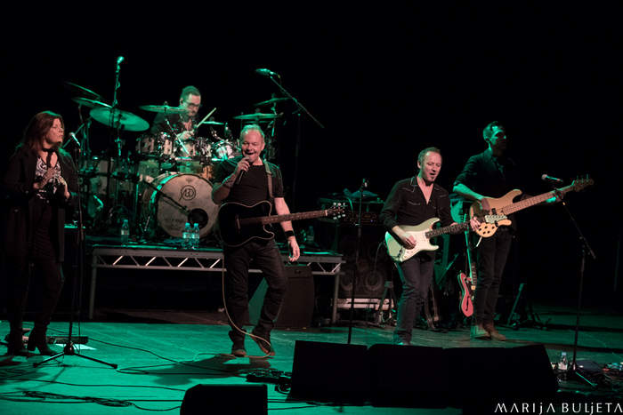 CUTTING CREW - New Victoria Theatre, Woking, UK