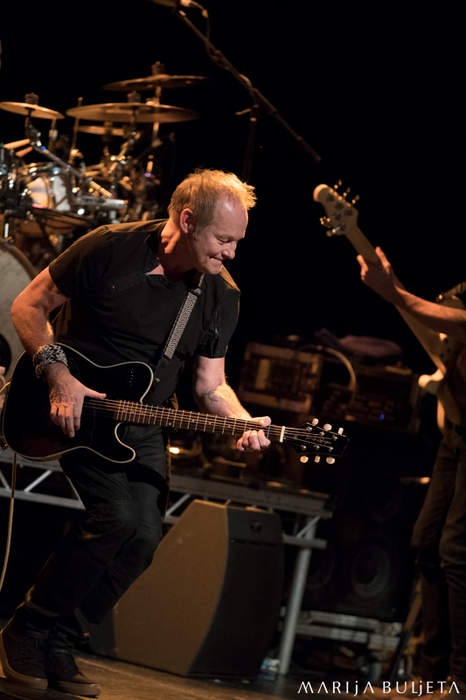 CUTTING CREW - New Victoria Theatre, Woking, UK