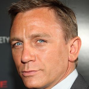 NEWS Daniel Craig starts shooting next Bond