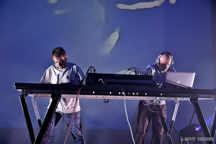 ESPLENDOR GEOMETRICO - Daft / Minimal Maximal Fest, Het Oude Badhuis, Antwerp, Belgium