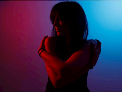 NEWS Ethereal alt-rock outfit Evi Vine presents 'Sabbath', a sweet and heavy preview of their long-awaited long-play 'Black Light White Dark'! NEWS Ethereal alt-rock outfit Evi Vine presents 'Sabbath', a sweet and heavy preview of their long-awaited long-play 'Black Light White Dark'!