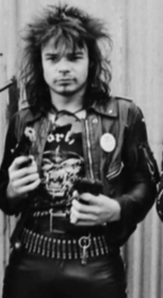 NEWS Motörhead drummer Phil Taylor passed away.