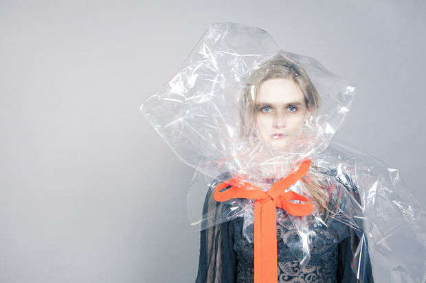 NEWS Peek-A-Boo presents you the newest single by An Pierlé