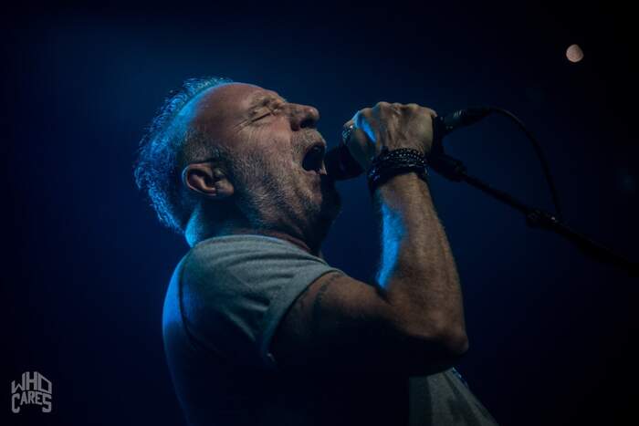 photoshoot PETER HOOK AND THE LIGHT La Madeleine Brussel