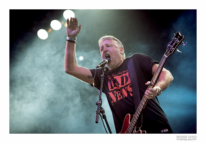 PETER HOOK (CELEBR. JOY DIVISION) - Eurorock Festival, Neerpelt, Belgium