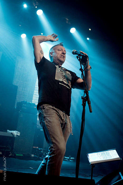 PETER HOOK & THE LIGHT - BIMfest 2012, Trix Antwerp, Belgium