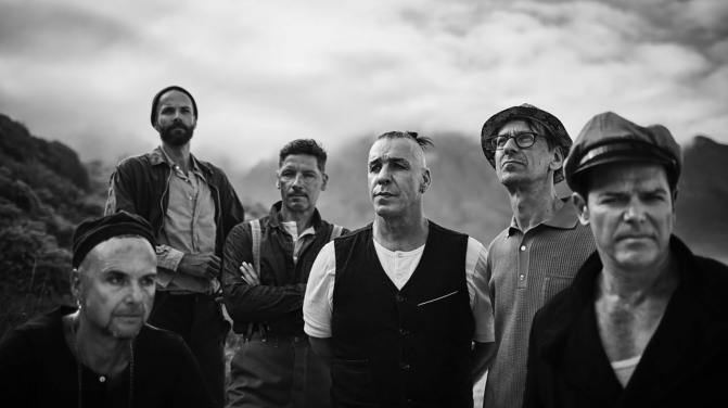 NEWS Rammstein - Deutschland (Official Video) reaches almost 500.000 views in just 30 minutes!