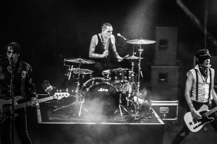 THEN COMES SILENCE - Kulttempel Oberhausen